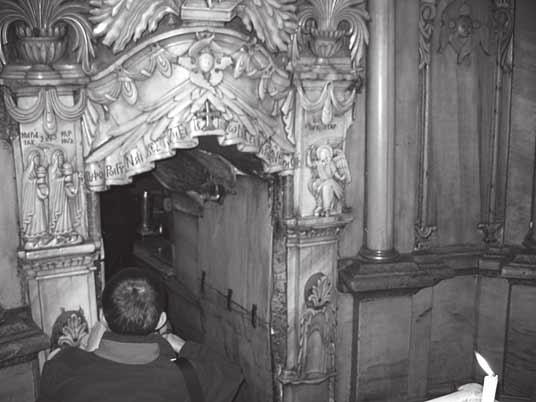 Foto: Tomaž Dolenc Vrt Getsemani 6. dan nedelja, 5. marca Najprej smo se odpeljali na Oljsko goro, ki je za vse kristjanje simbol Kristusove agonije in slave.