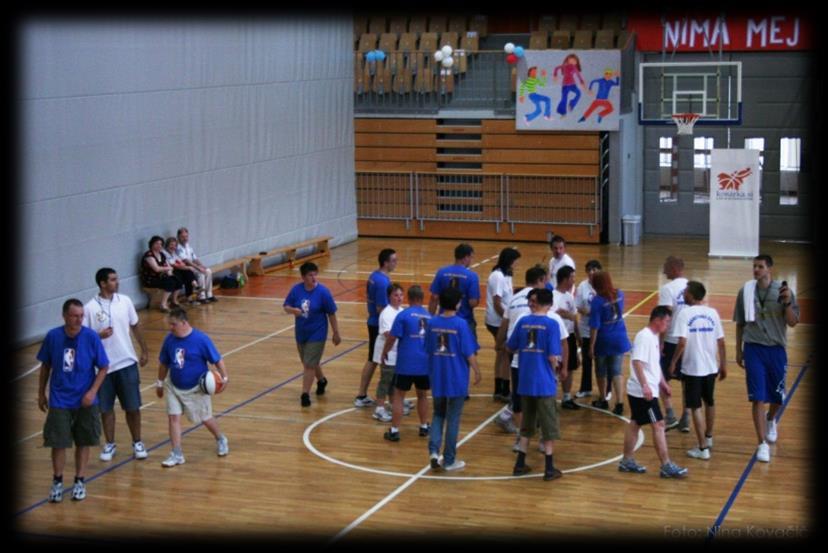 ZGODOVINA Projekt je zaživel v letu 2009, ko so na košarkarski kamp Boki Nachbar bili povabljeni VDC Kranj in Koper.