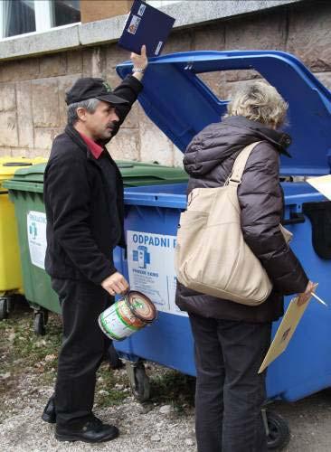 Za biološke odpadke so uporabljeni napačni zabojniki te je potrebno odstraniti. V ostalih zabojnikih so odpadki ločeni pravilno.