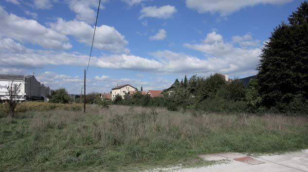 1/ SITUACIJA SPLOŠNO Družinske hiše bodo zgrajene v K.O. 1753 Vižmarje, EUP ŠE-625, na območju namenske rabe SSse.