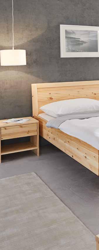 Pod posteljo sta lahko tudi dva predala, ki sta oblikovna tako, da je zagotovljeno zračenje.