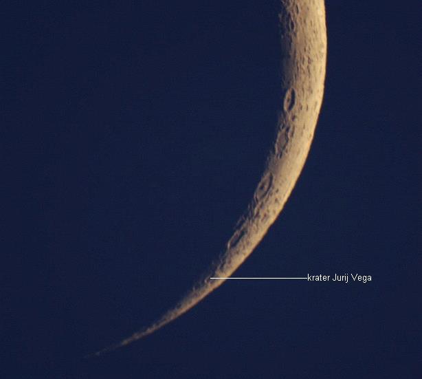 Med številnimi kraterji na Luni sta tudi Krater Vega in Krater Stefan. Prvga sta vrisala Maedler in Beer v svojo Karto Lune (1837).