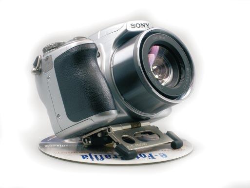 BrezæiËni proæilec "Micnova Wireless Shutter" VËasih se zgodi, da æelimo fotografirati neko dogajanja z veëimi fotoaparati ali pa imamo fotoaparat postavljen na neki fiksni lokaciji, s katere æelimo