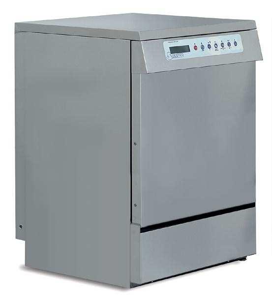 NAVODILO ZA UPORABO APARATA STEELCO LAB 500 CL laboratorijski pralni, sušilni in dezinfekcijski stroj ST-LAB500CL Kratka navodila za rokovanje z instrumentom.