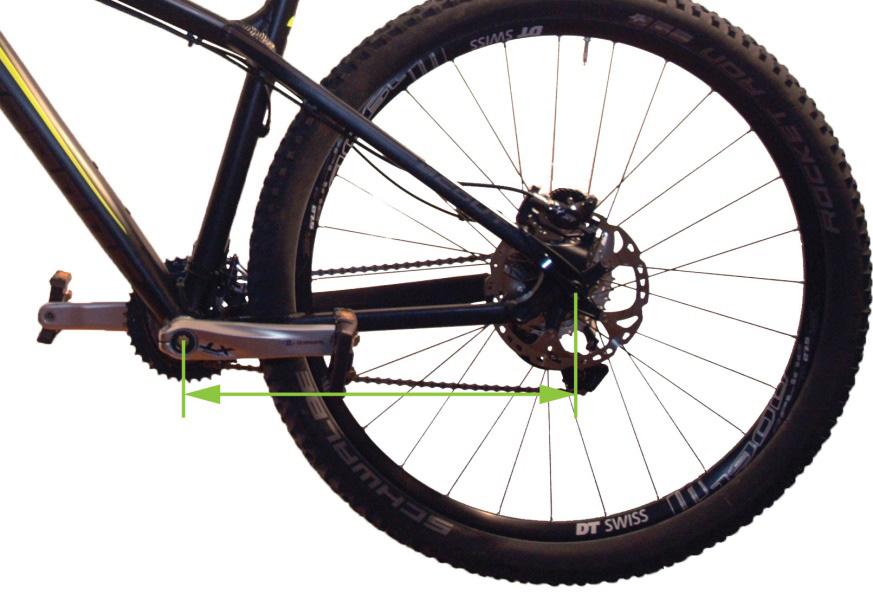 Polno vzmetena kolesa z dolgim hodom imajo gonilni ležaj više, da v najnižjem položaju pedala ne pridejo prenizko, medtem ko se središče gonilnega ležaja pri hardtailih spusti vse do 300mm.