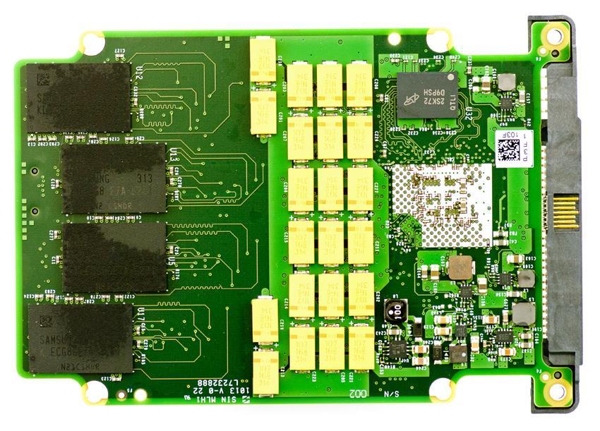 Pomnilniške tehnologije SSD Seagate 1200 SSD 400GB NAND pomnilniški čipi 21 nm http://www.storagereview.