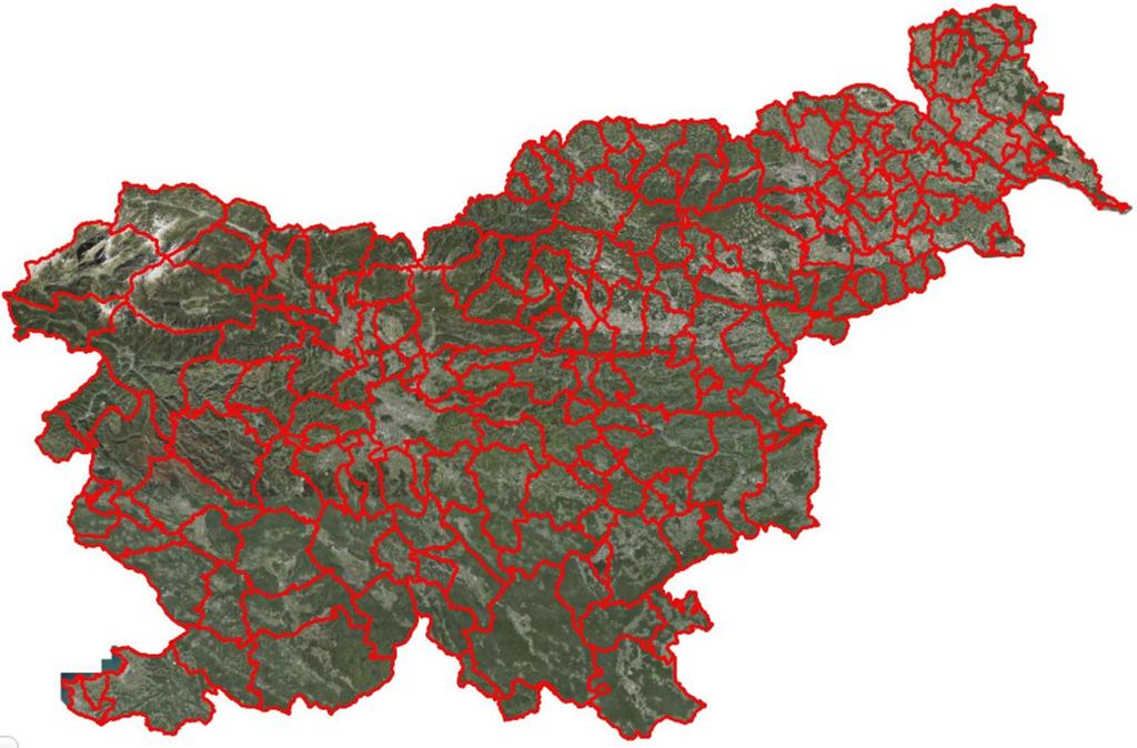 14 Slovenske gorice kot geografski pojem presegajo območje ORP SG, saj zajemajo površino okrog 1.017 km 2 in predstavljajo največje slovensko gričevje.